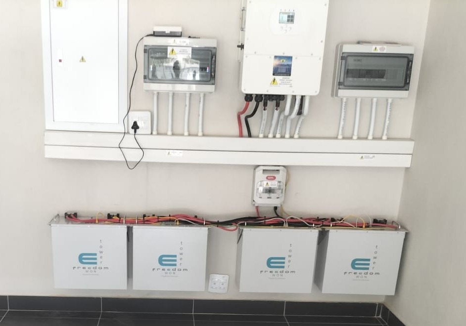 Sunsynk installation by Synergy Energy in Bryanston, Johannesburg — 9.6 kWp Three-phase system